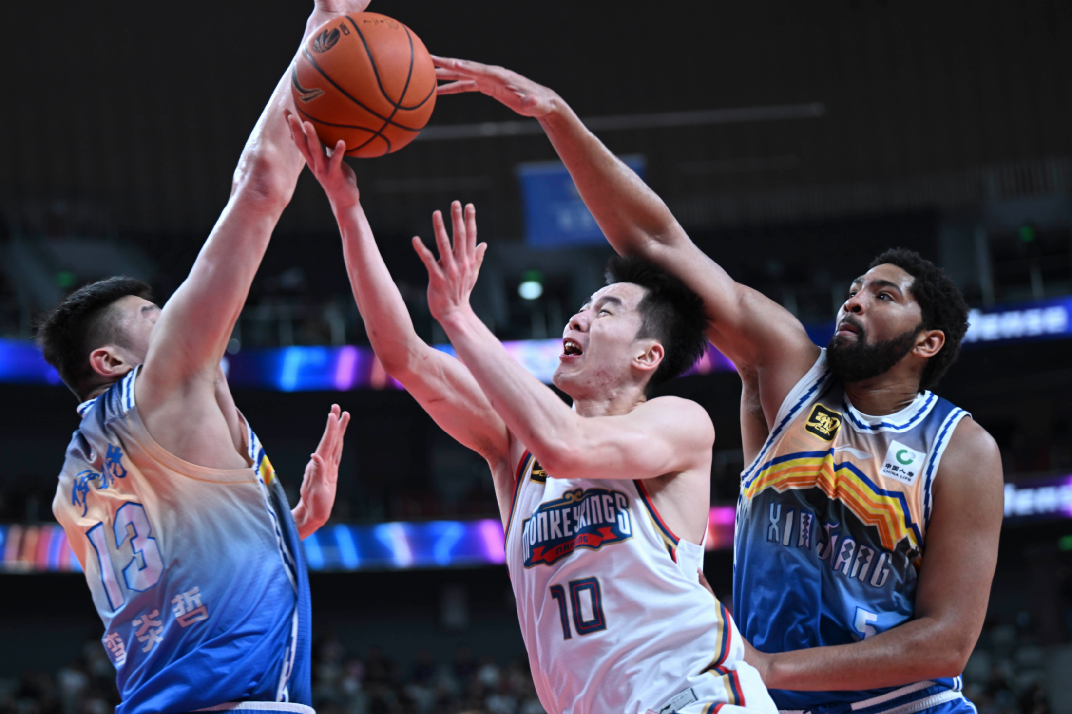 开云体育官方网站入口-国际比赛日体能课后，休斯敦火箭伤情更新备战CBA常规赛，气氛紧张，数据趋势出现新变化的简单介绍