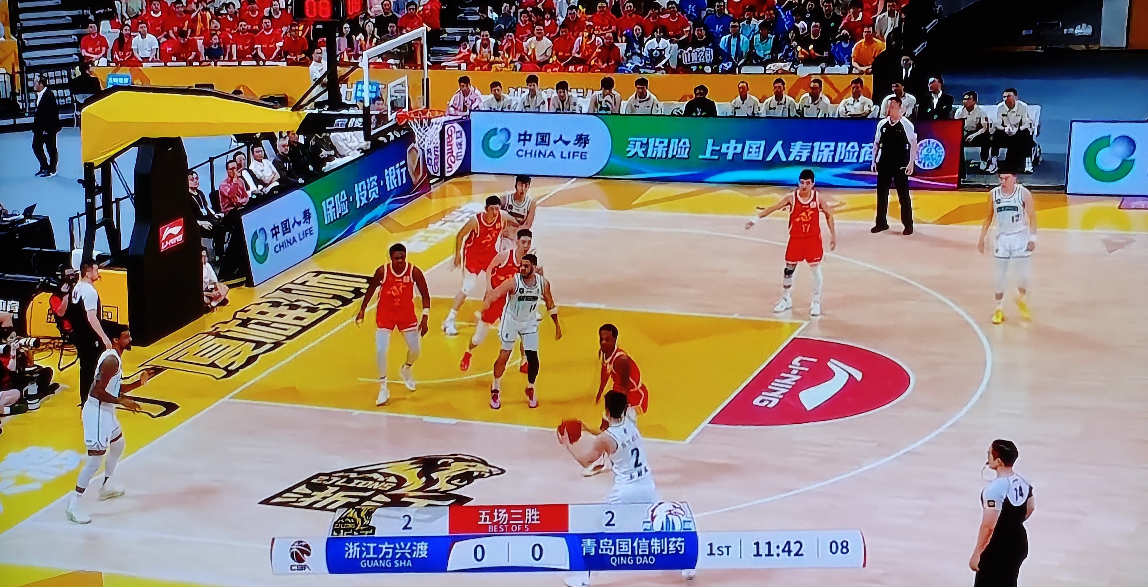 开云体育官方网站入口-今夜广州队调整名单以备NBA季后赛；止住颓势环节打磨；媒体盛赞；细节决定成败(湖人队球员名单)